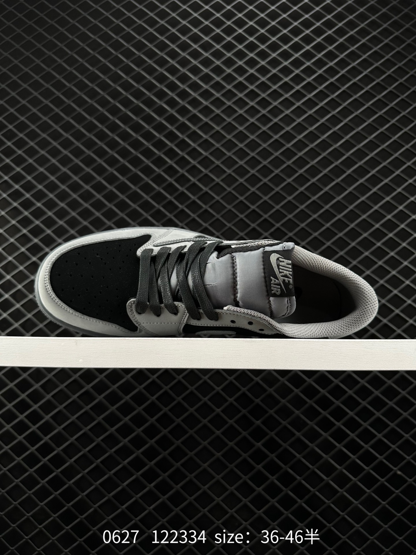 Travis Scott x Air Jordan 1 ” Reverse Mocha “